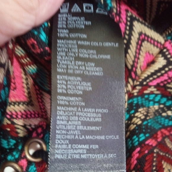 Ecote ethnic tapestry high waisted form fitting shorts women size 10 EUC - Picture 10 of 10